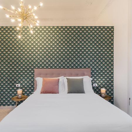 Palazzo Galeoni Luxury Suites Salerno Ngoại thất bức ảnh