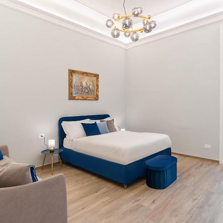 Palazzo Galeoni Luxury Suites Salerno Ngoại thất bức ảnh