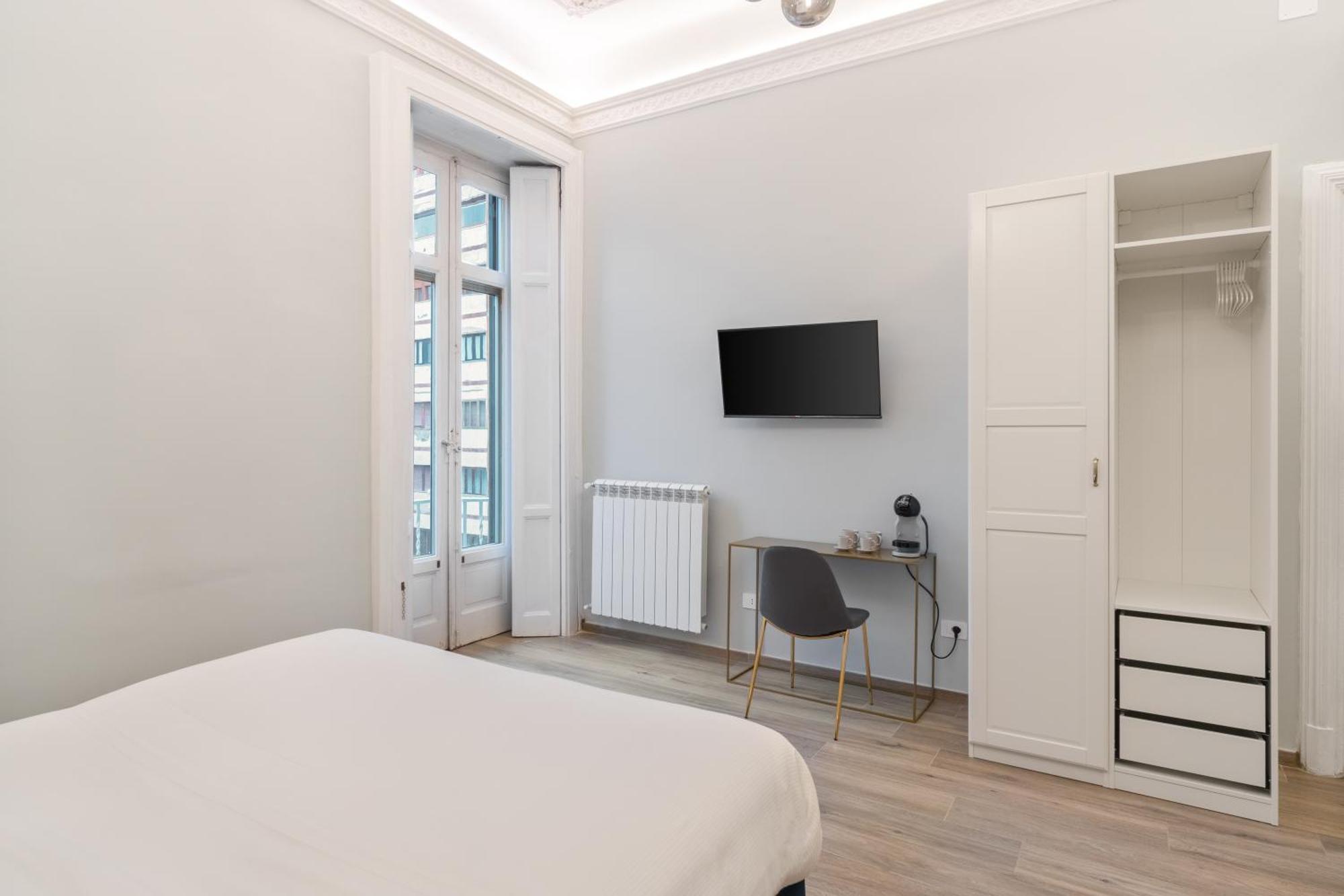 Palazzo Galeoni Luxury Suites Salerno Ngoại thất bức ảnh