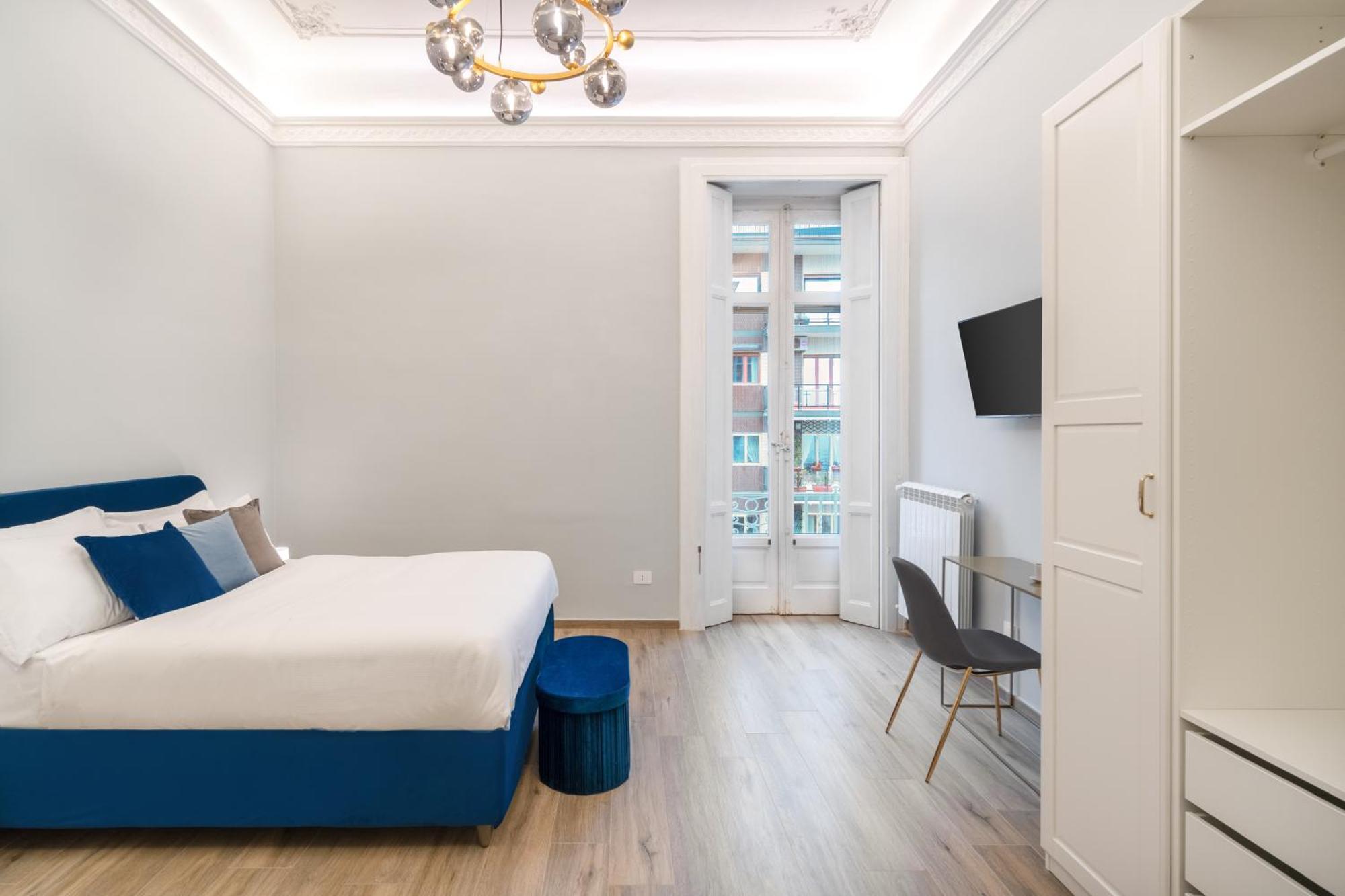 Palazzo Galeoni Luxury Suites Salerno Ngoại thất bức ảnh