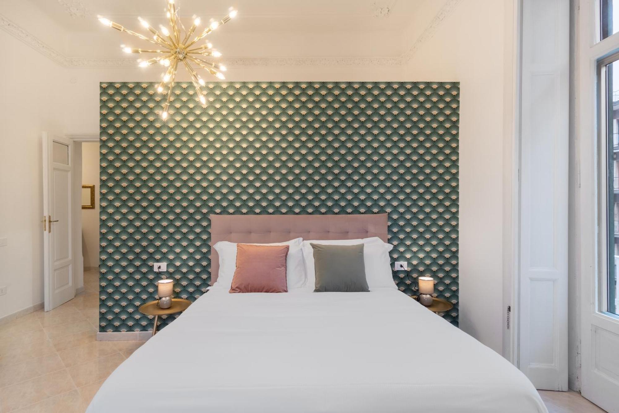 Palazzo Galeoni Luxury Suites Salerno Ngoại thất bức ảnh